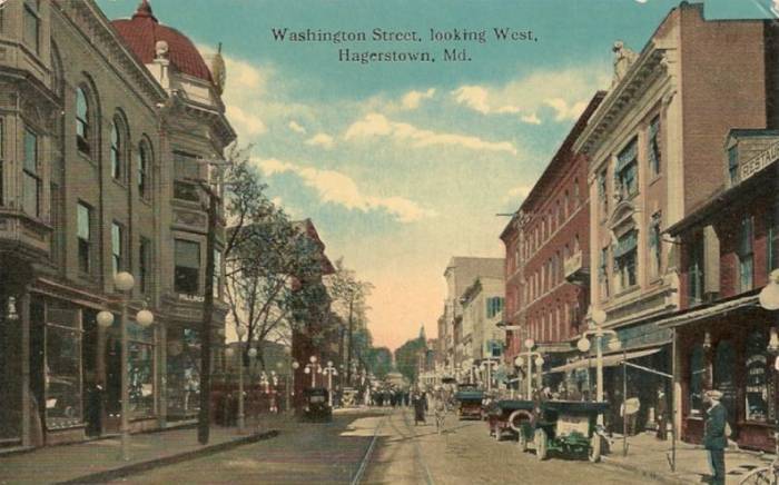 Hagerstown
                Maryland, Washington Street 1920's