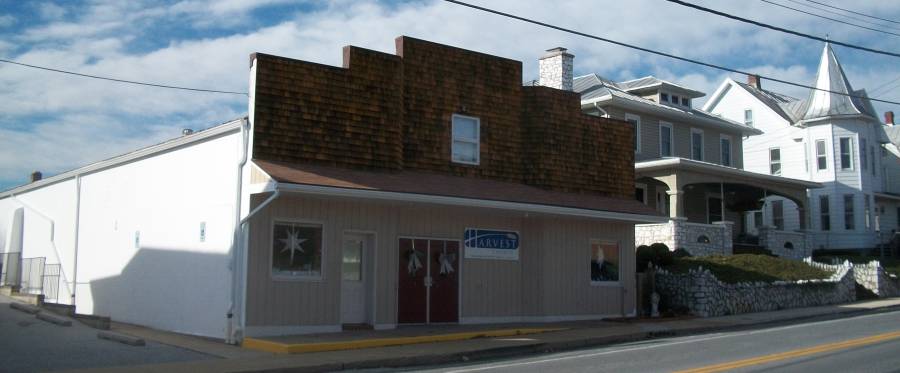 Rendezvous Theatre , Hampstead Maryland