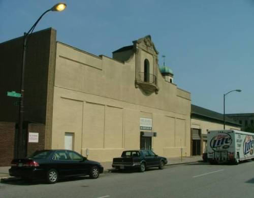 Maryland Avenue side of North Avenue market
              Baltimore