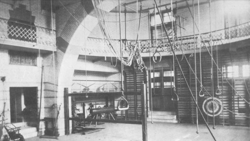 Gym Bryn Mawr Baltimore Cathedral Street