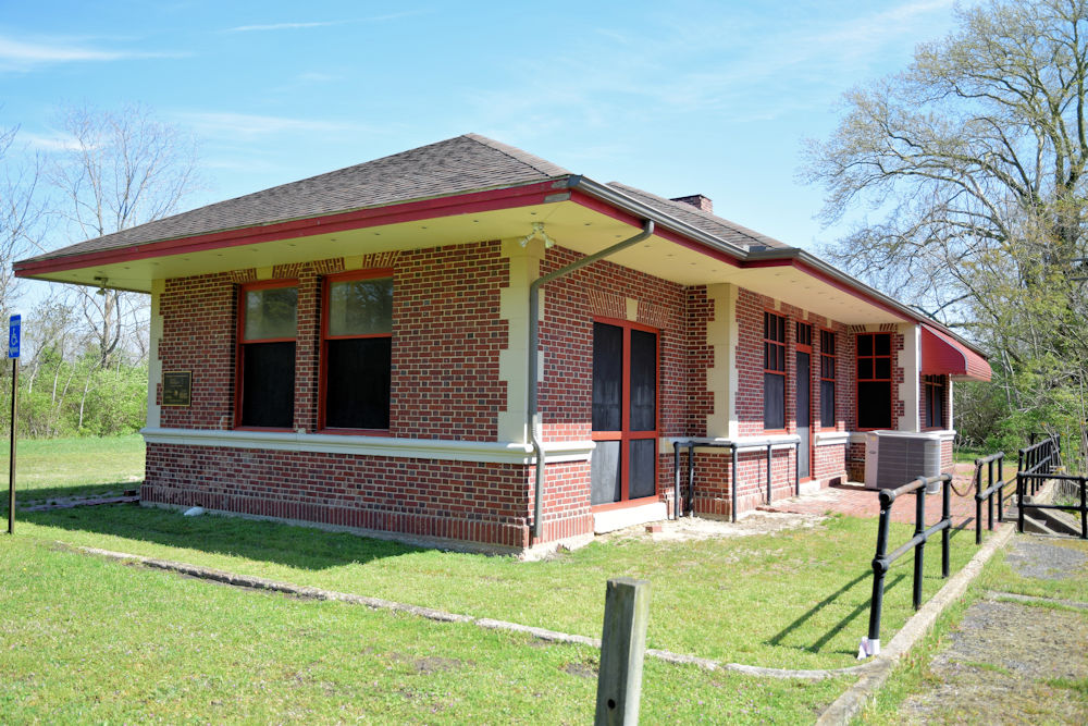 Pocomoke City Maryland Train
                Station