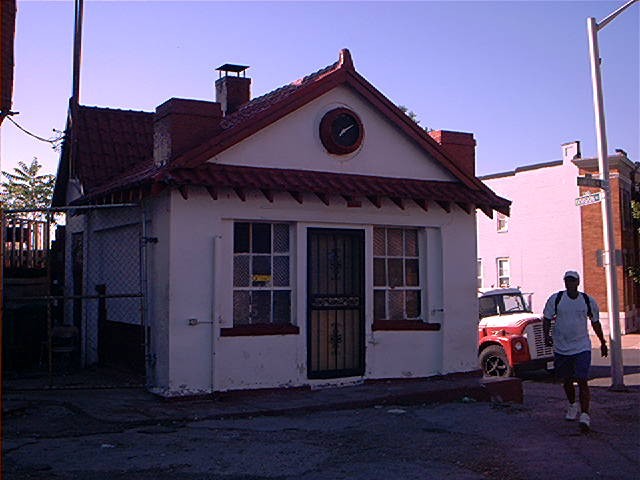 West Baltimore Gas Station  North and Division 2005