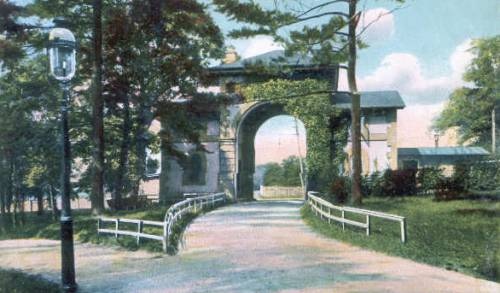 Clifton Park Baltimore Roman Gateway