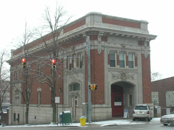 Baltimore firehouse Calvert Street