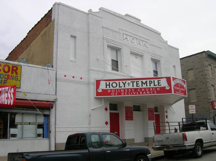 Horn
              Theatre Baltimore