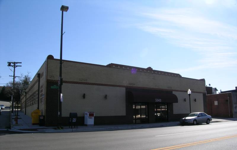 Old
                    conveted A&P, Hamilton, in Baltimore City